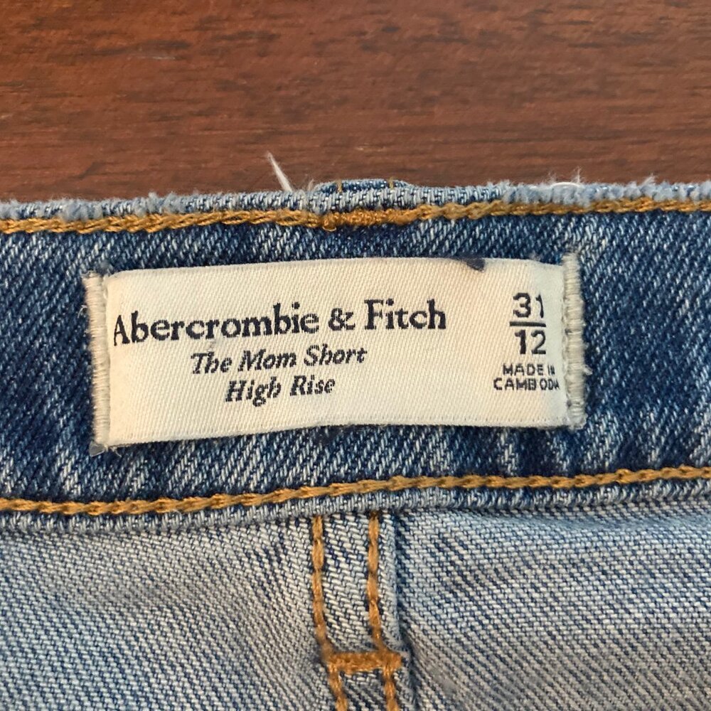 Abercrombie & Fitch The Mom Short High Rise Womens 31 Blue Denim 90s Distressed - Picture 6 of 8